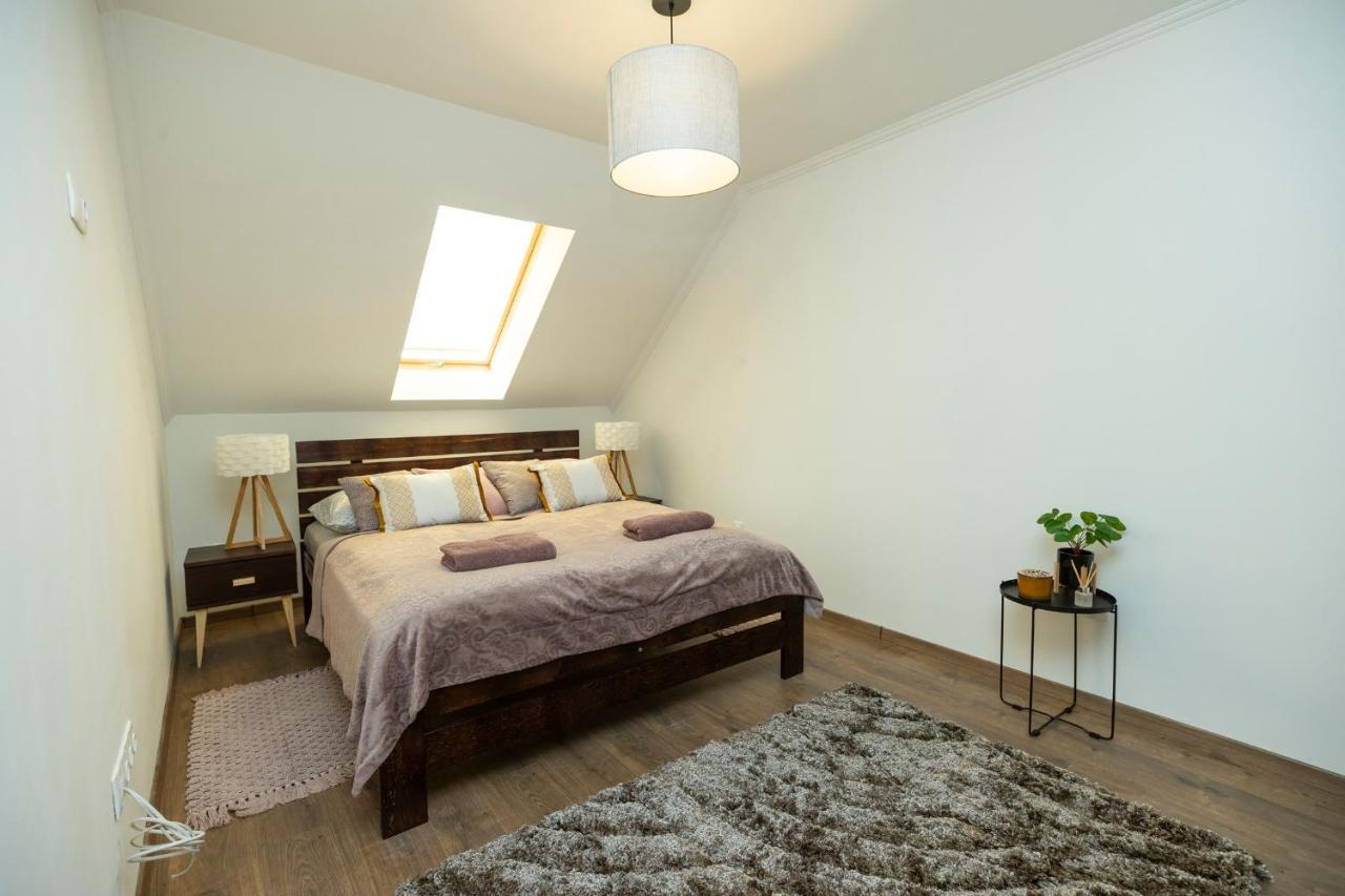 에게르 Zsendulo Apartman 아파트 외부 사진