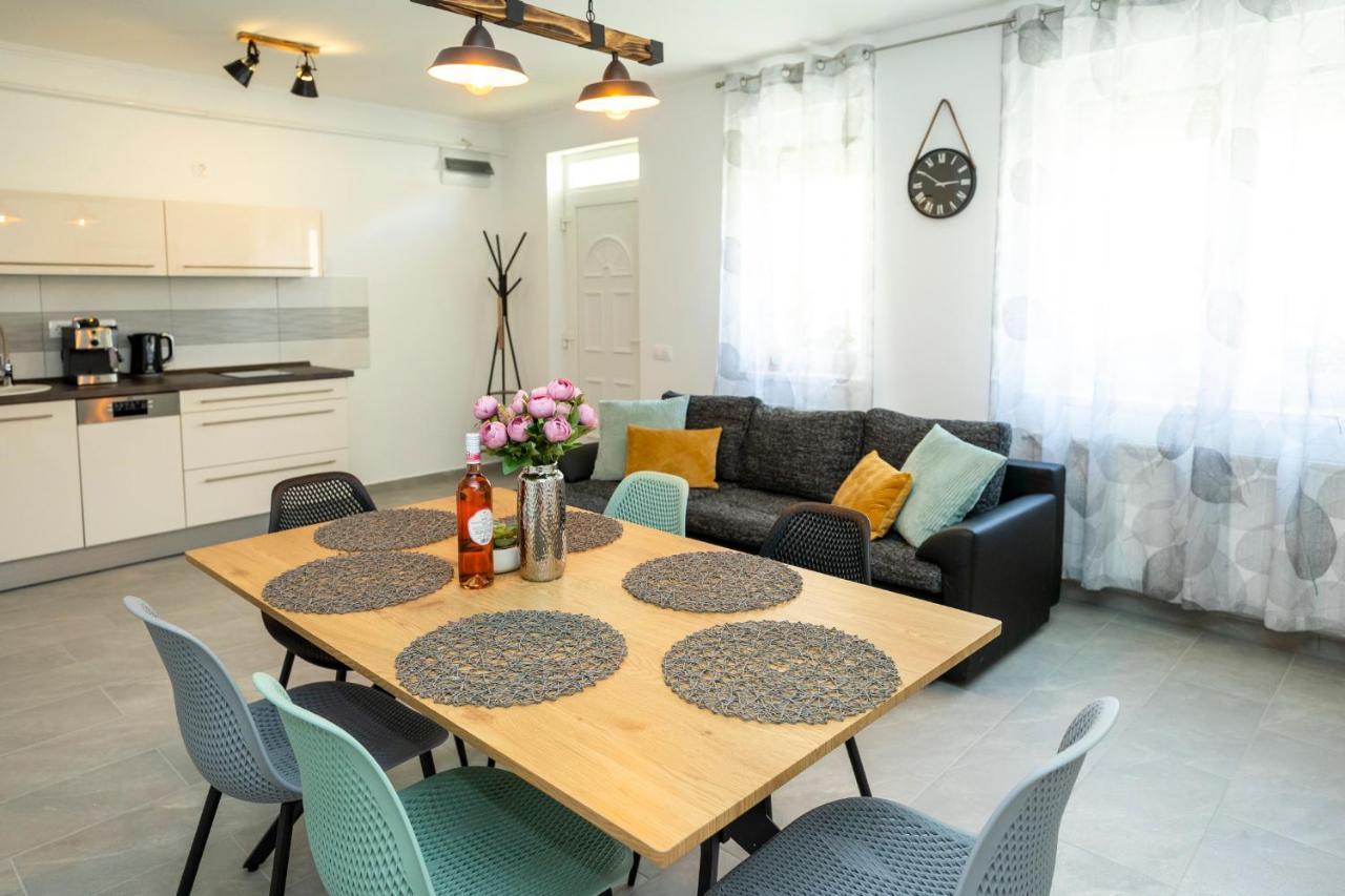 에게르 Zsendulo Apartman 아파트 외부 사진